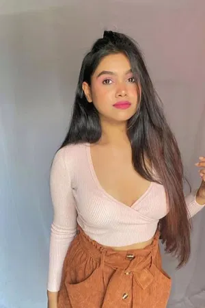 ❤️ Philomena - Slim & Seductive Call Girl Lucknow 💦