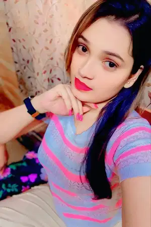 🌹 Areeba Lucknow - Elite Call Girl ✨