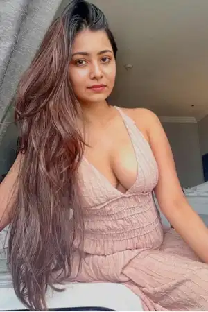 👠 Mona - Sophisticated Yet Wild Girl in Lucknow 🔥