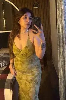 🔥 Meet Aalia - Sexy 22yo Lady in Amausi, Lucknow 💋