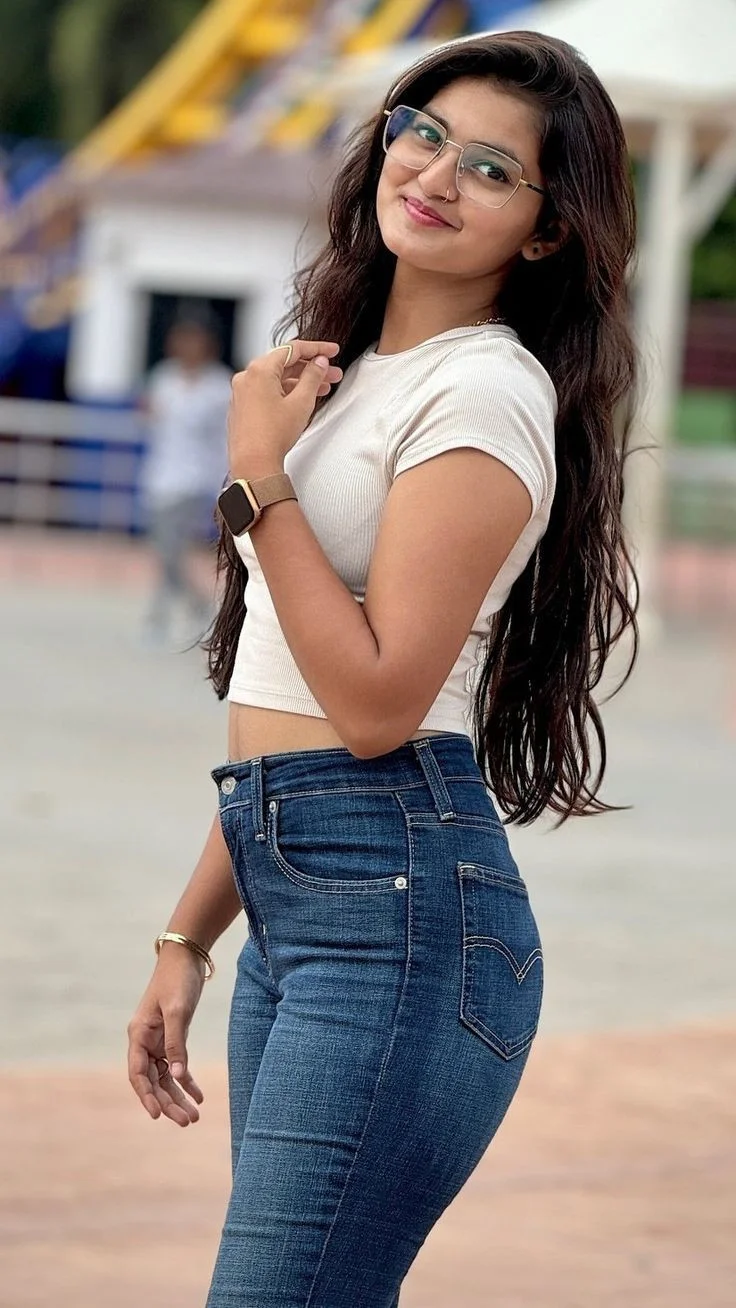 🔥 Bushra - Bold & Beautiful Escort in Lucknow 💋