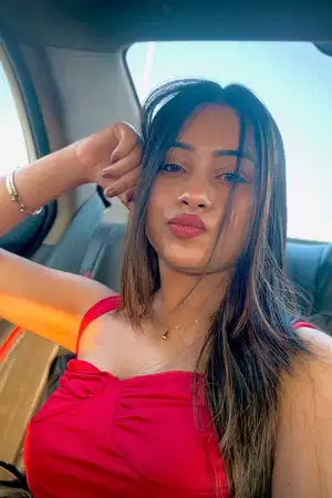 👑 VIP Joan - Lucknow's Sexiest Call Girl 🔥