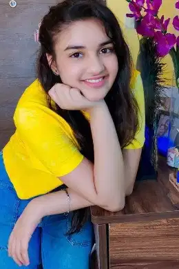 👠 Shreya - Sophisticated Yet Freaky Girl in Lucknow 🔥