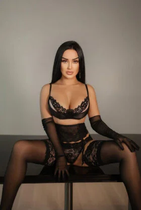 💦 Ishani | Erotic Services in Lucknow ❤️