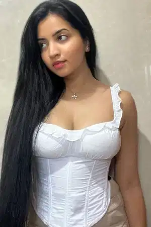 🔥 Shraddha - Hot & Ready Escort in Lucknow 💋