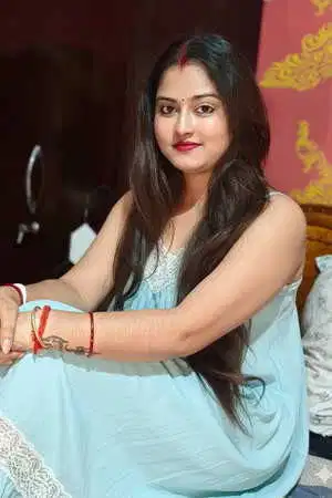 💋 Navneet - The Ultimate Fantasy Escort in Lucknow | Book Now 🔥