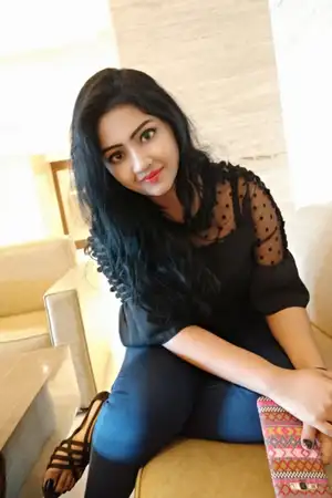 👠 Christina - Elegant Yet Wild Escort in Lucknow 🔥