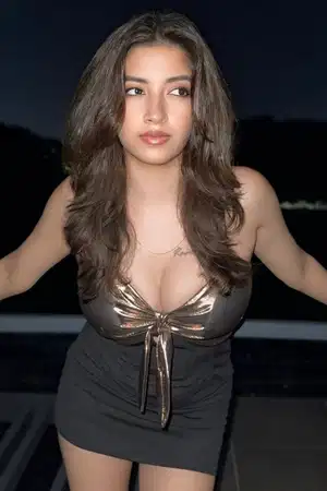 💋 Hot Urmila | Best Call Girl in Lucknow 🔥