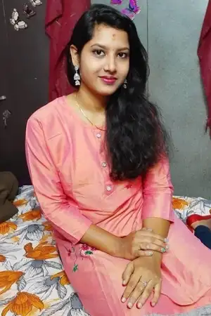 💃 Hot Aarushi in Dalibagh, Lucknow | Verified Escort 🔥